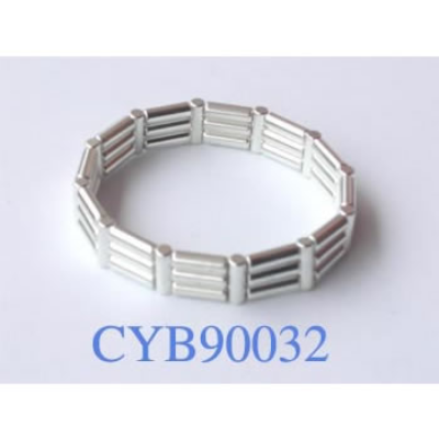 CYB90032